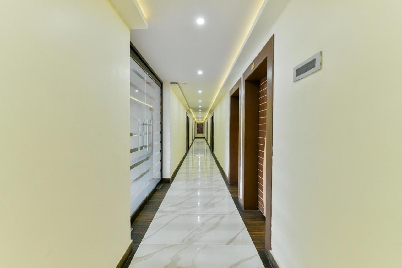 Oyo 1889 Hotel Aj Park Alappuzha Экстерьер фото