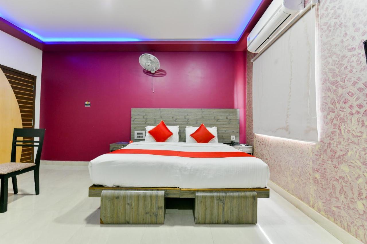 Oyo 1889 Hotel Aj Park Alappuzha Номер фото
