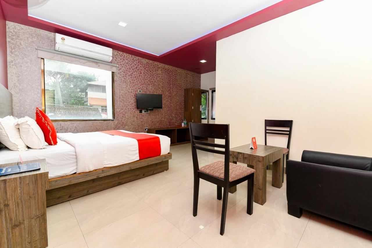 Oyo 1889 Hotel Aj Park Alappuzha Номер фото