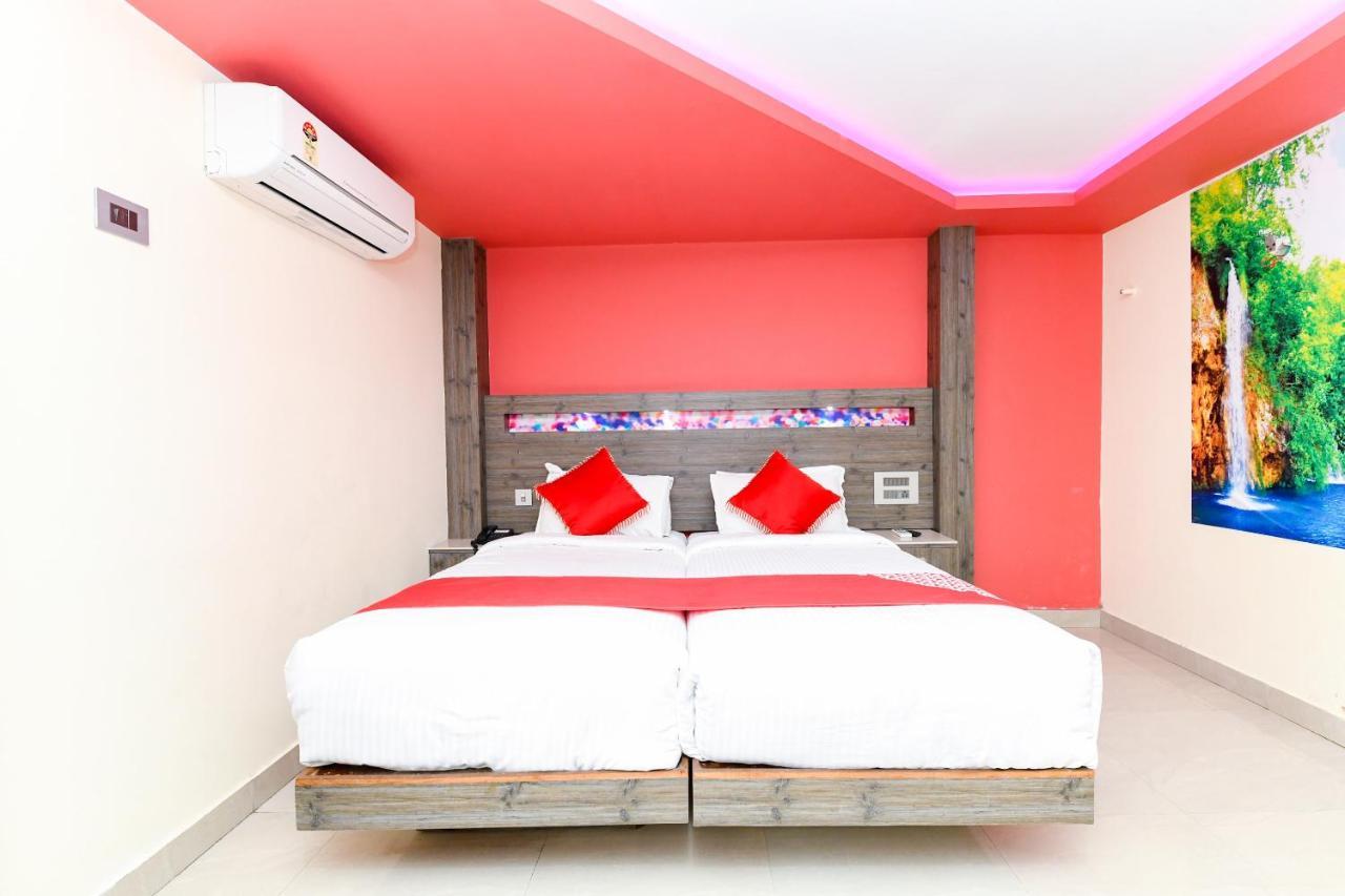 Oyo 1889 Hotel Aj Park Alappuzha Номер фото