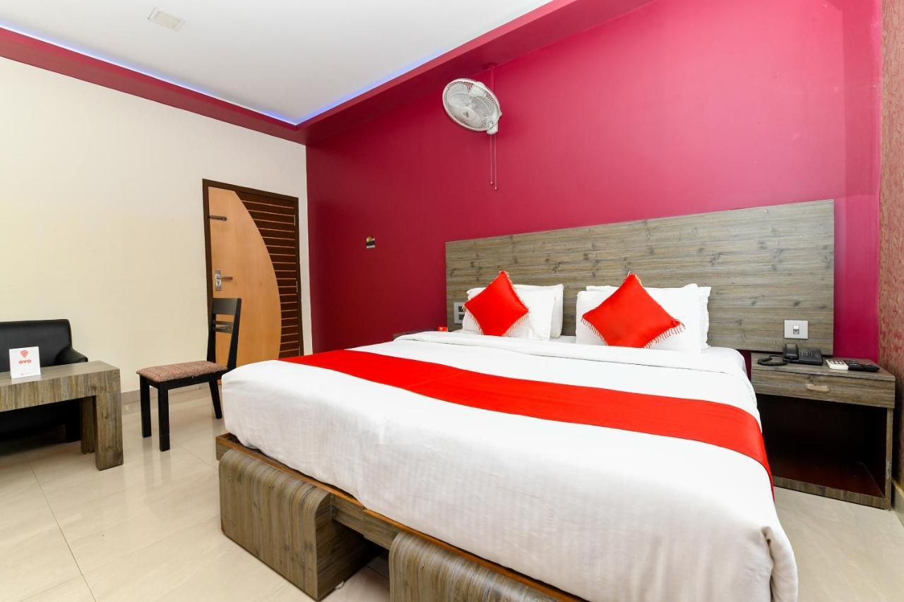 Oyo 1889 Hotel Aj Park Alappuzha Экстерьер фото