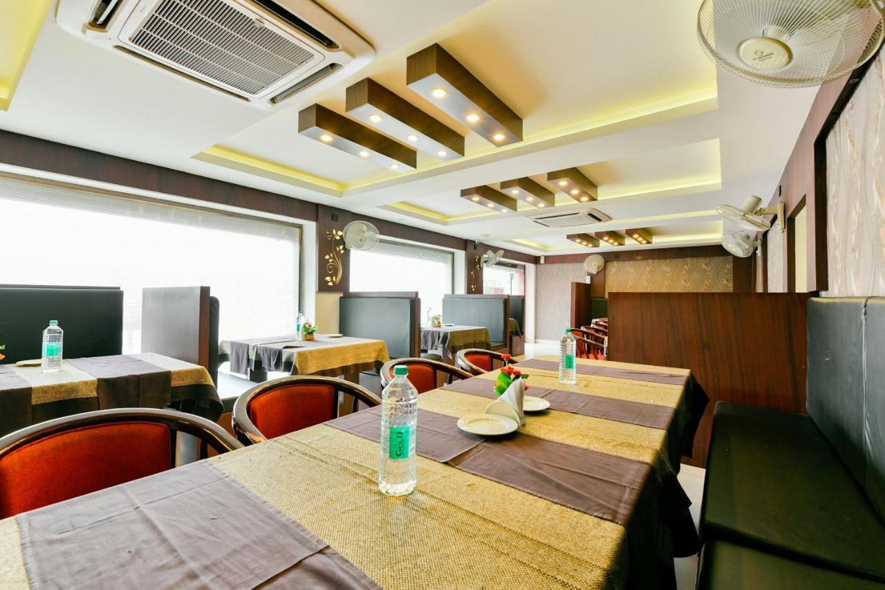 Oyo 1889 Hotel Aj Park Alappuzha Экстерьер фото